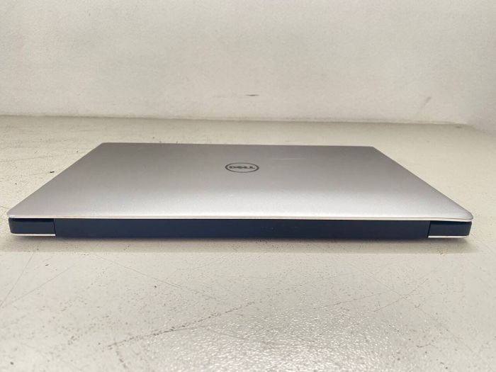 Ультрабук Б-клас Dell XPS 13 9360 / 13.3" (1920x1080) IPS / Intel Core i5-7200U (2 (4) ядра по 2.5 - 3.1 GHz) / 8 GB DDR3 / 256 GB SSD / HD Graphics 620 / WebCam б/в - зображення 7