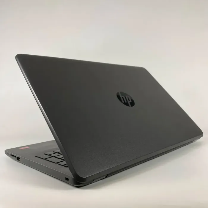 Ноутбук Б-клас HP 250 G6 / 15.6" (1920x1080) IPS / Intel Core i3-7020U (2 (4) ядра по 2.3 GHz) / 8 GB DDR4 / 128 GB SSD + 1000 GB HDD / AMD Radeon R5 M330, 2 GB DDR3, 64-bit / WebCam / HDMI б/в - изображение 6