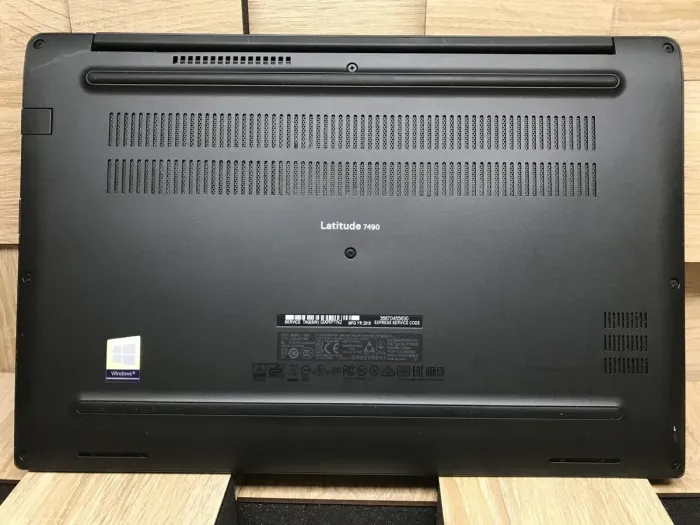 Ноутбук Dell Latitude 7490 / 14" (1920x1080) IPS / Intel Core i5-8350U (4 (8) ядра по 1.7 - 3.6 GHz) / 8 GB DDR4 / 256 GB SSD M.2 / Intel UHD Graphics 620 / WebCam / USB 3.1 / HDMI / Windows 10 б/в - зображення 9