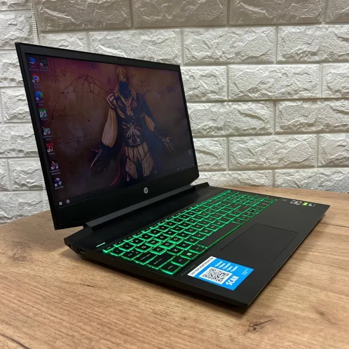 Ігровий ноутбук Б-клас HP Pavilion Gaming 15-ec0013dx / 15.6" (1920x1080) TN / AMD Ryzen 5 3550H (4 (8) ядер по 2.1 - 3.7 GHz) / 8 GB DDR4 / 256 GB SSD NVMe / nVidia GeForce GTX 1050, 3 GB GDDR5, 96-bit / WebCam б/в - зображення 4