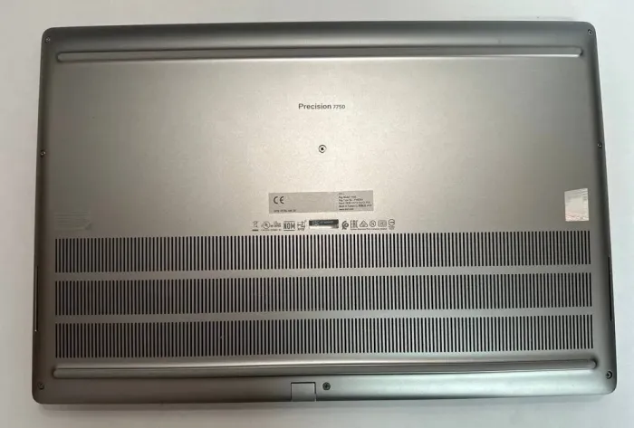 Мобільна робоча станція Dell Precision 7750 / 17.3" (1920x1080) IPS / Intel Core i7-10850H (6 (12) ядер по 2.7 - 5.1 GHz) / 32 GB DDR4 / 512 GB SSD / Quadro RTX 3000, 6 GB GDDR6, 192-bit / WebCam / HDMI б/в - зображення 5