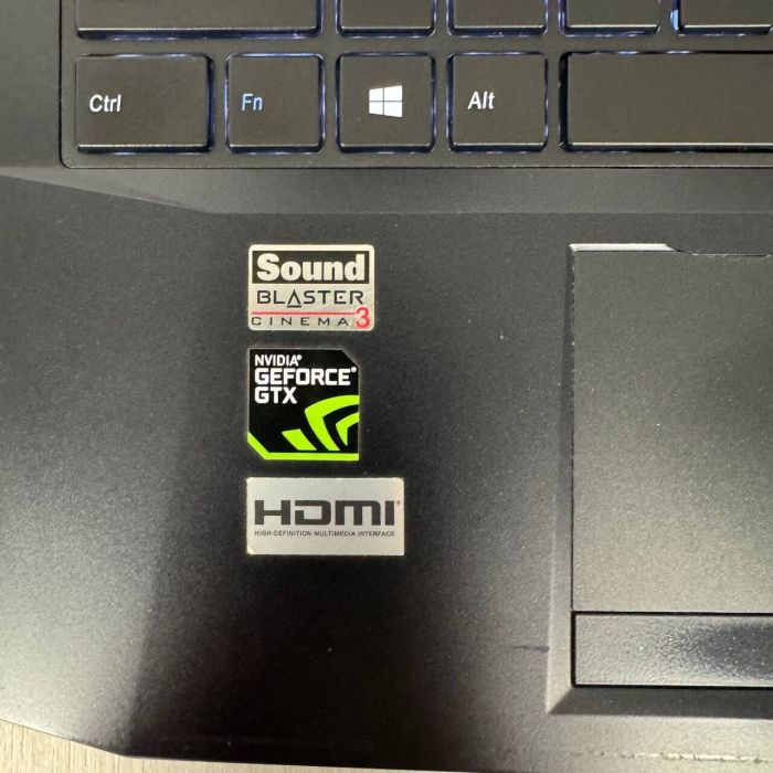 Ігровий ноутбук Б-клас Sager N855HJ / 15.6" (1920x1080) IPS / Intel Core i7-7700HQ (4 (8) ядра по 2.8 - 3.8 GHz) / 16 GB DDR4 / 500 GB SSD / nVidia GeForce GTX 1050, 2 GB GDDR5, 128-bit / WebCam б/в - зображення 8