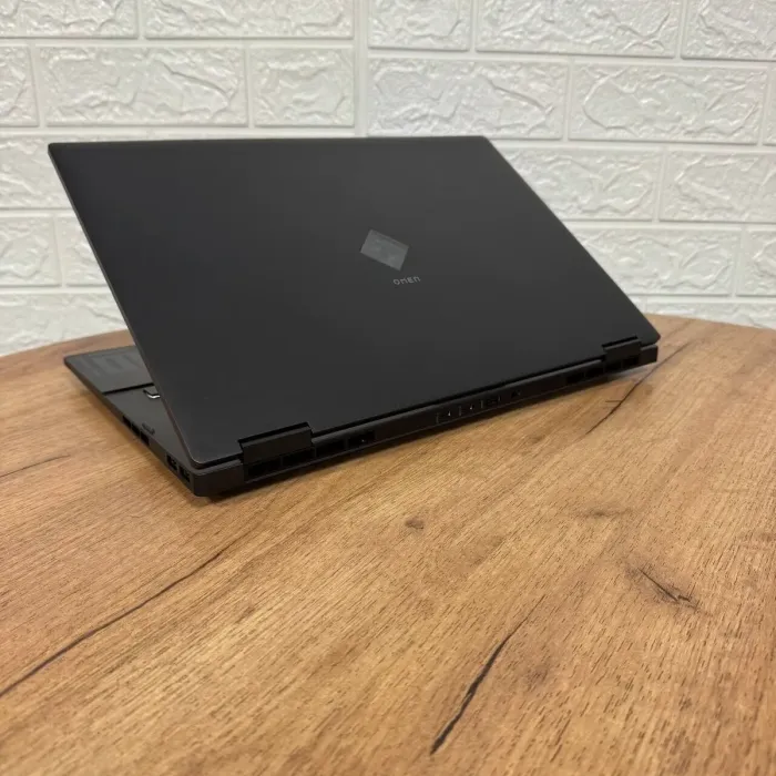 Ігровий ноутбук HP Omen 16-n0027nr / 16" (1920x1080) IPS / AMD Ryzen 7 6800H (8 (16) ядер по 3.2 - 4.7 GHz) / 16 GB DDR5 / 1000 GB SSD / AMD Radeon RX 6650M, 8 GB GDDR6, 128-bit / WebCam б/в - зображення 6