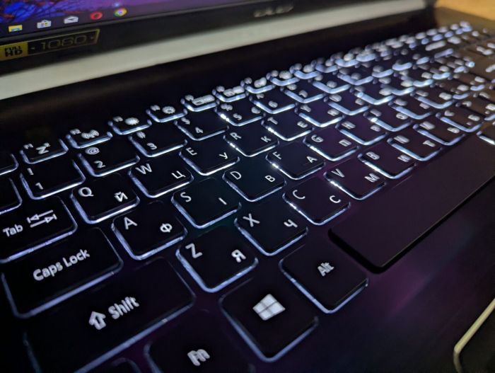 Ігровий ноутбук Acer Aspire 7 A717-72G / 17,3" (1920x1080) IPS / Intel Core i7-8750H (6 (12) ядер по 2,2 - 4,1 ГГц) / 16 ГБ DDR4 / 512 ГБ SSD / nVidia GeForce GTX 1060, 6 ГБ GDDR5, 192-біт / Веб-камера / Windows 10 б/в - зображення 6