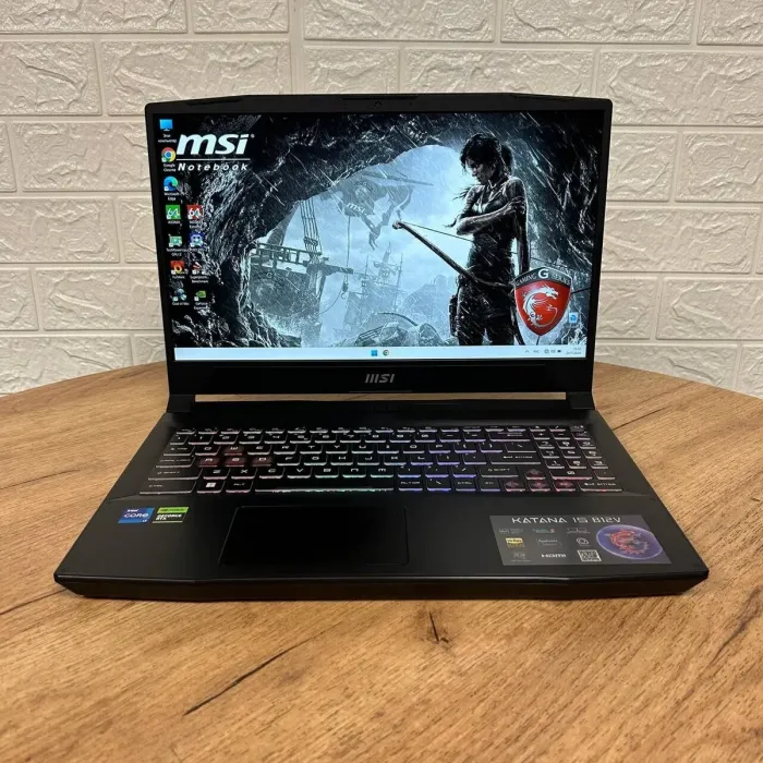 Ігровий ноутбук Б-клас MSI Katana 15 B12VGK / 15.6" (1920x1080) IPS / Intel Core i7-12650H (10 (16) ядер по 3.5 - 4.7 GHz) / 32 GB DDR5 / 1000 GB SSD / nVidia GeForce RTX 4070, 8 GB GDDR6, 128-bit / WebCam б/в - зображення 2