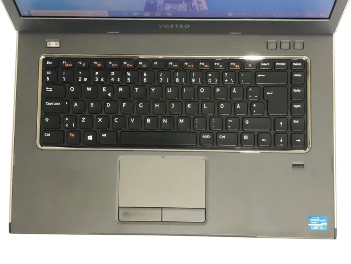 Ноутбук Б-клас Dell Vostro 3560 / 15.6" (1366x768) TN / Intel Core i3-3120M (2 (4) ядра по 2.5 GHz) / 8 GB DDR3 / 500 GB HDD / Intel HD Graphics 4000 / WebCam / DVD-ROM / Win 10 Pro б/в - зображення 10