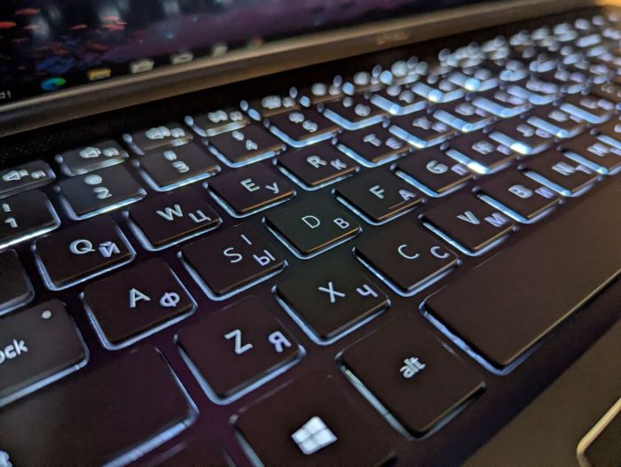 Ігровий ноутбук Dell Vostro 7500 / 15,6" (1920x1080) IPS / Intel Core i7-10750H (6 (12) ядер по 2,6 - 5,0 ГГц) / 16 ГБ DDR4 / 512 ГБ SSD / nVidia GeForce GTX 1650, 4 ГБ GDDR6, 128-біт / TouchID / WebCam / Windows 10 б/в - изображение 6