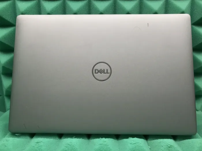 Ультрабук Dell Latitude 5410 / 14" (1920x1080) IPS Touch / Intel Core i5-10310U (4 (8) ядра по 1.7 - 4.4 GHz) / 16 GB DDR4 / 256 GB SSD M.2 / Intel UHD Graphics / WebCam / USB 3.1 / HDMI / Windows 10 б/в - зображення 8