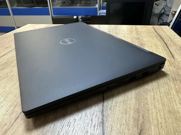 Ультрабук Dell Latitude 7480 / 14" (1920x1080) IPS Touch / Intel Core i5-7300U (2 (4) ядра по 2.6 - 3.5 GHz) / 8 GB DDR4 / 256 GB SSD / Intel HD Graphics 620 / WebCam / HDMI б/в - зображення 7