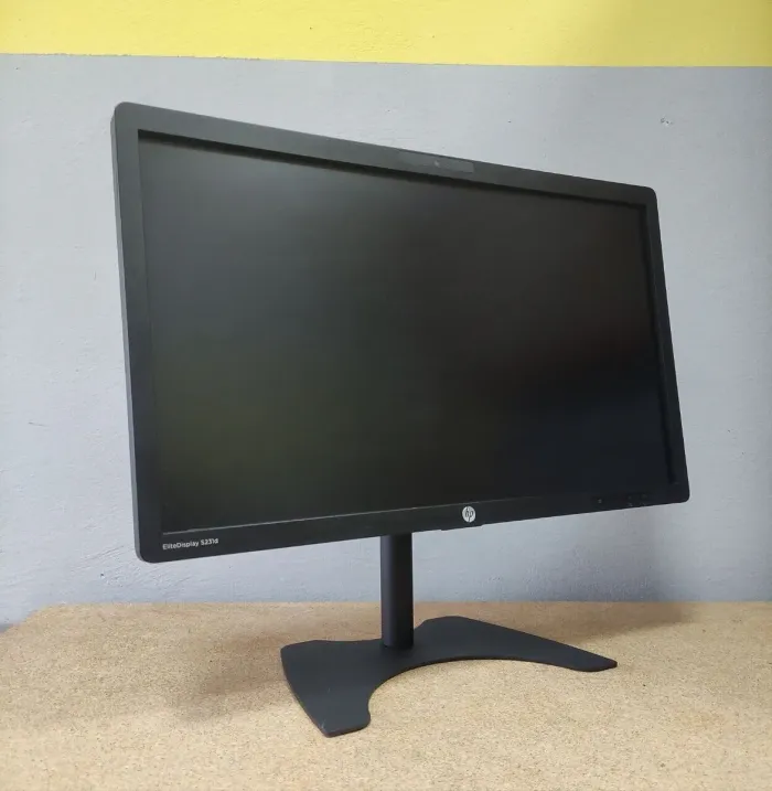 Комплект ПК: Gamemax SFF / Intel Core i3-4130 (2 (4) ядра по 3.4 GHz) / 8 GB DDR3 / 120 GB SSD / Intel HD Graphics 4400 + Монітор HP EliteDisplay S231d / 23" (1920x1080) IPS / VGA, DP / WebCam б/в - зображення 6