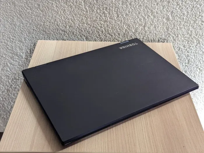 Нетбук Toshiba Portege X20W-E / 12.5" (1920x1080) TN Touch / Intel Core i5-8350U (4 (8) ядра по 1.7 - 3.6 GHz) / 16 GB DDR3 / 128 GB SSD / Intel UHD Graphics 620 / WebCam / АКБ до 30 хвилин б/в - зображення 8