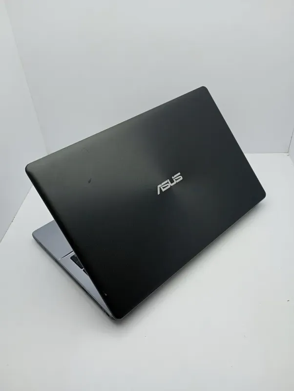 Ноутбук Asus X550C / 15.6" (1366x768) TN / Intel Core i3-3217U (2 (4) ядра по 1.8 GHz) / 6 GB DDR3 / 500 GB HDD / nVidia GeForce GT 720M, 2 GB GDDR3, 64-bit / WebCam / HDMI б/в - зображення 7