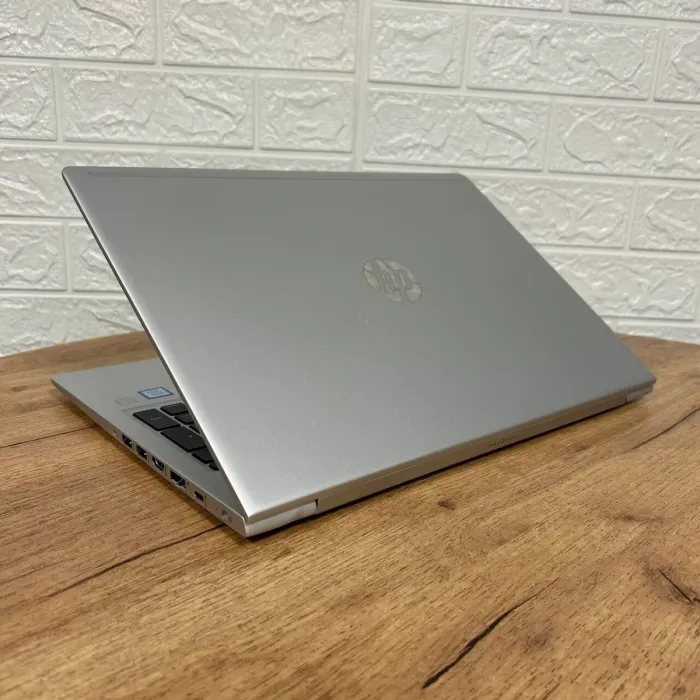 Ноутбук Б-клас HP ProBook 450 G6 / 15.6" (1920x1080) IPS / Intel Core i5-8265U (4 (8) ядра по 1.6 - 3.9 GHz) / 8 GB DDR4 / 256 GB SSD / Intel UHD Graphics 620 / WebCam б/в - зображення 6