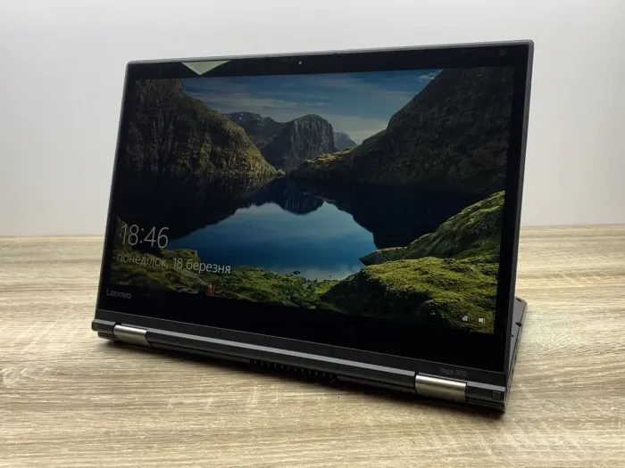 Ноутбук-трансформер Б-клас Lenovo ThinkPad Yoga 370 / 13.3" (1920x1080) IPS Touch / Intel Core i5-7300U (2 (4) ядра по 2.6 - 3.5 GHz) / 8 GB DDR4 / 240 GB SSD / Intel HD Graphics 620 / WebCam б/в - зображення 3