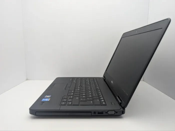 Ноутбук Dell Latitude E5440 / 14" (1366x768) TN / Intel Core i5-4200U (2 (4) ядра по 1.6 - 2.6 GHz) / 8 GB DDR3 / 120 GB SSD / Intel HD Graphics 4400 / WebCam / DVD-ROM б/в - зображення 5