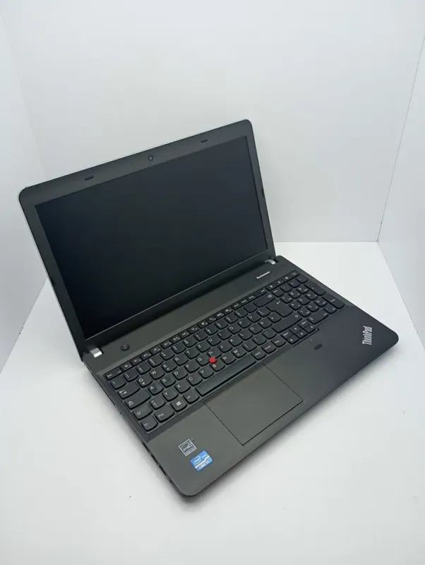Ноутбук Lenovo ThinkPad E531 / 15.6" (1920х1080) TN / Intel Core i5-3230M (2 (4) ядра по 2.6 - 3.2 GHz) / 8 GB DDR3 / 1000 GB HDD / nVidia GeForce GT 740M, 2 GB DDR3, 64-bit / WebCam б/в - зображення 3