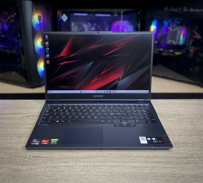Ігровий ноутбук Lenovo Legion 5 / 16" (2560x1600) IPS / AMD Ryzen 7 5800H (8 (16) ядер по 3.2 - 4.4 GHz) / 16 GB DDR4 / 1000 GB SSD / nVidia GeForce RTX 3070, 8 GB GDDR6, 256-bit / WebCam б/в - зображення 2
