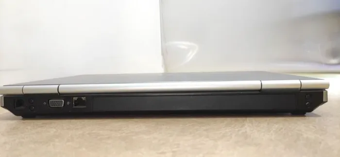 Ноутбук HP EliteBook 8470p / 14" (1366x768) TN / Intel Core i5-3230M (2 (4) ядра по 2.6 - 3.2 GHz) / 4 GB DDR3 / 320 GB HDD / Intel HD Graphics 4000 / WebCam б/в - зображення 6