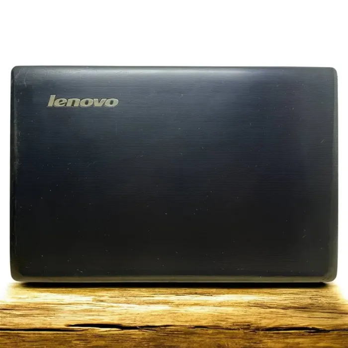 Ноутбук Б-клас Lenovo G560e / 15.6" (1366x768) TN / Intel Celeron T3500 (2 ядра по 2.1 GHz) / 4 GB DDR3 / 120 GB SSD / Intel GMA 4500MHD Graphics / WebCam / АКБ не тримає б/в - зображення 5
