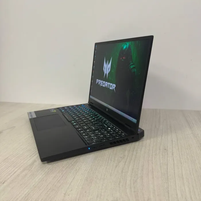 Ігровий ноутбук Б-класу Acer Predator Helios 16 PH16-71 / 16" (2560x1600) IPS / Intel Core i9-13900HX (24 (32) ядра по 2,2 - 5,4 ГГц) / 16 ГБ DDR5 / 512 ГБ SSD / nVidia GeForce RTX 4080, 12 ГБ GDDR6, 192-bit / WebCam б/в - зображення 7