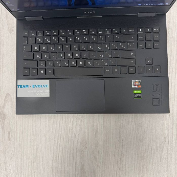 Ігровий ноутбук Б-класу HP Omen 15-en0044ur / 15,6" (1920x1080) IPS / AMD Ryzen 5 4500U (6 ядер по 2.3 - 4.0 GHz) / 16 GB DDR4 / 256 GB SSD NVMe / nVidia GeForce GTX 1650 Ti, 4 GB GDDR6, 128-bit / WebCam б/в - зображення 7