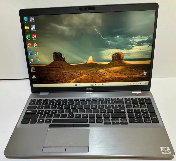 Ноутбук Dell Latitude 5510 / 15.6" (1920x1080) IPS / Intel Core i7-10610U (4 (8) ядра по 1.8 - 4.9 GHz) / 16 GB DDR4 / 512 GB SSD / Intel UHD Graphics / WebCam б/в - зображення 2