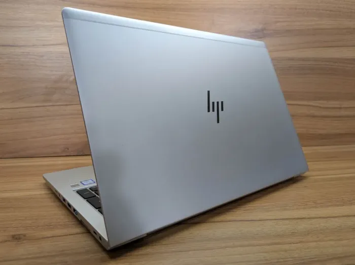 Ультрабук HP EliteBook 850 G6 / 15.6" (1920x1080) IPS / Intel Core i5-8265U (4 (8) ядра по 1.6 - 3.9 GHz) / 16 GB DDR4 / 1000 GB SSD / Intel UHD Graphics 620 / WebCam / Fingerprint / Windows 10 б/в - зображення 7