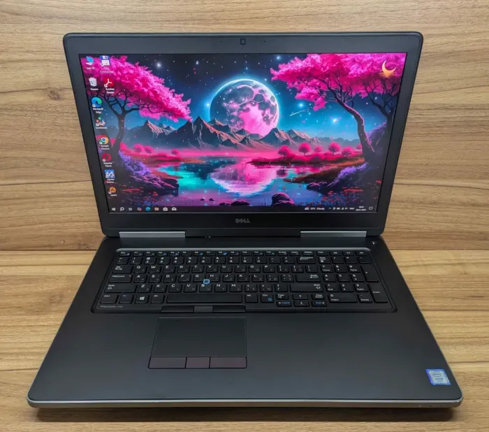 Мобільна робоча станція Dell Precision 7720 / 17.3" (3840x2160) IPS / Intel Xeon E3-1575M v5 (4 (8) ядра по 3.0 - 3.9 GHz) / 32 GB DDR4 / 500 GB SSD + 500 GB HDD / nVidia Quadro P5000, 16 GB GDDR5X, 256-bit / WebCam / Windows 10 б/в - зображення 2