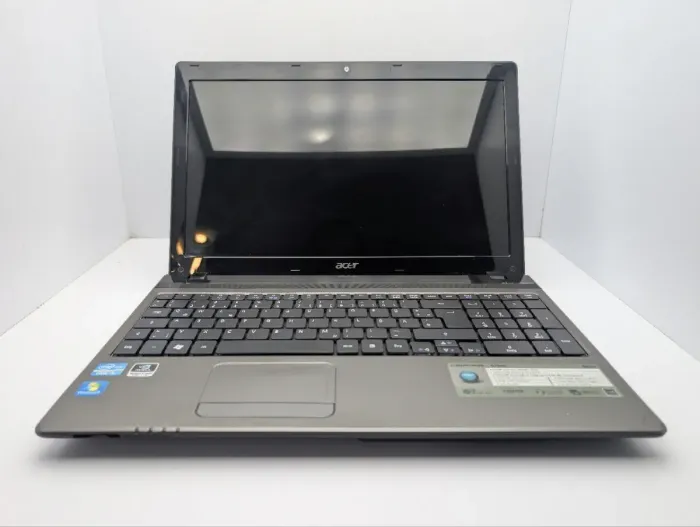 Ноутбук Acer Aspire 5750G / 15.6" (1366x768) TN / Intel Core i5-2430M (2 (4) ядра по 2.4 - 3.0 GHz) / 8 GB DDR3 / 750 GB HDD / nVidia GeForce GT 520M, 1 GB GDDR3, 64-bit / WebCam / DVD-ROM б/в - изображение 3