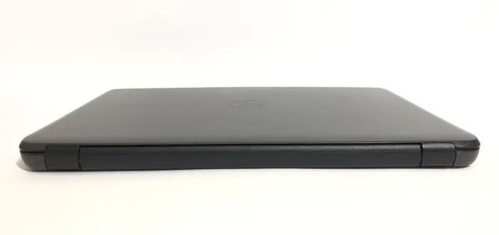 Ноутбук Б-клас HP 250 G4 / 15.6" (1366x768) TN / Intel Core i3-5005U (2 (4) ядра по 2.0 GHz) / 8 GB DDR3 / 128 GB SSD / Intel HD Graphic 5500 / WebCam / Win 10 Home б/в - зображення 3