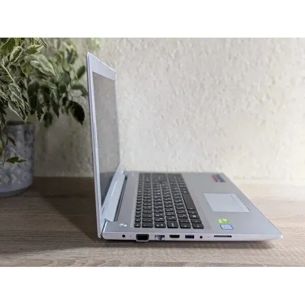 Ноутбук Б-клас Lenovo IdeaPad 510-15ISK / 15.6" (1920x1080) IPS / Intel Core i7-6500U (2 (4) ядра по 2.5 - 3.1 GHz) / 12 GB DDR4 / 256 GB SSD / nVidia GeForce 940MX, 4 GB GDDR5, 64-bit / WebCam / DVD-ROM б/в - зображення 6