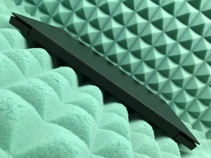 Ноутбук Б-клас Lenovo ThinkPad E590 / 15.6" (1366x768) TN / Intel Core i3-8145U (2 (4) ядра по 2.1 - 3.9 GHz) / 8 GB DDR4 / 256 GB SSD / Intel UHD Graphics 620 / WebCam / USB 3.1 / HDMI б/в - зображення 7