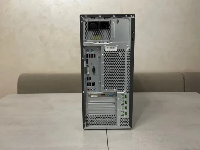 Комп'ютер Fujitsu Esprimo P700 E90+ Tower / Intel Core i5-2400 (4 ядра по 3.1 - 3.4 GHz) / 8 GB DDR3 / 120 GB SSD + 500 GB HDD / nVidia GeForce 210, 1 GB GDDR3, 64-bit / DVD-RW / HDMI б/в - зображення 3