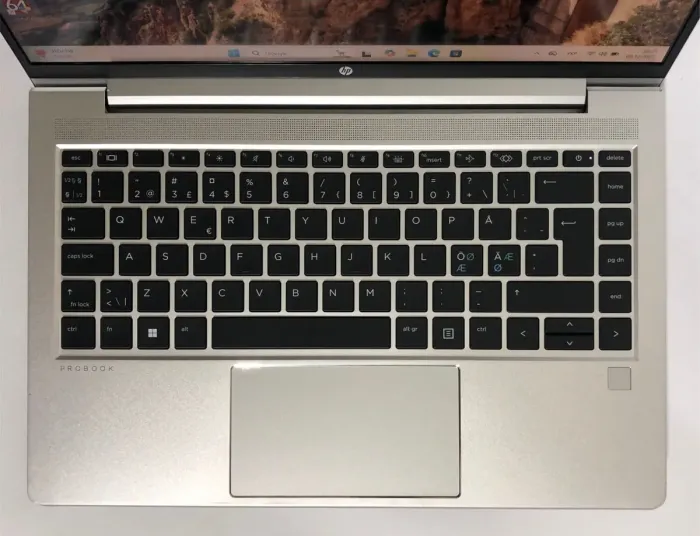 Ультрабук Б-клас HP ProBook 440 G8 / 14" (1920x1080) IPS / Intel Core i3-1125G4 (4 (8) ядра по 2.0 - 3.7 GHz) / 8 GB DDR4 / 256 GB SSD / Intel UHD Graphics / WebCam / Win 11 Pro б/в - зображення 8