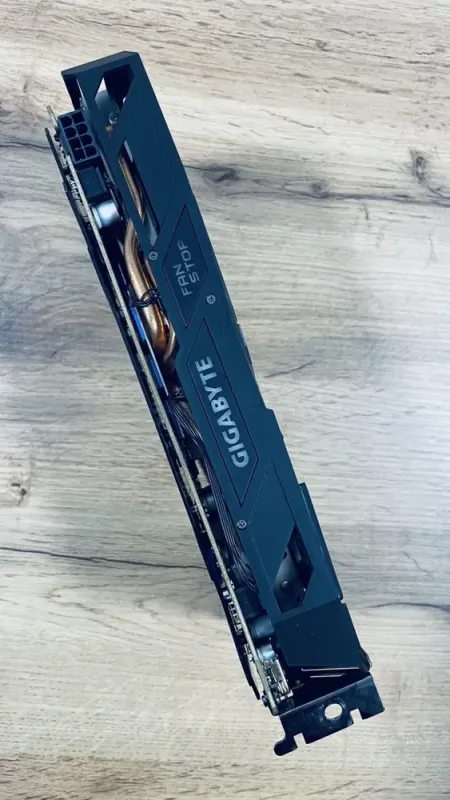 Дискретна відеокарта AMD Gigabyte Radeon RX 570 Gaming, 4 GB GDDR5, 256-bit (GV-RX570GAMING-4GD) / 1x DVI, 1x HDMI, 3x DP б/в - зображення 9