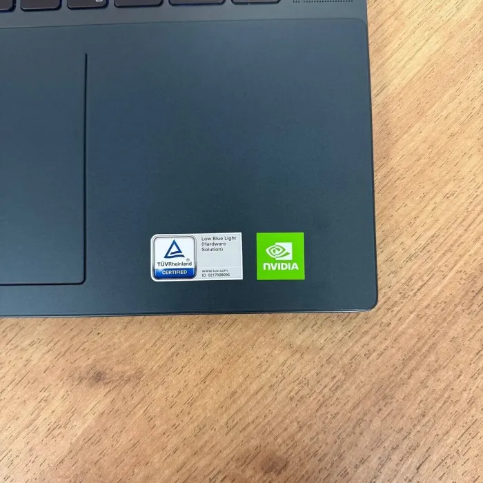 Ігровий ультрабук-трансформер Dell Inspiron 7620 / 16" (3840x2400) OLED Touch / Intel Core i7-1260P (12 (16) ядер по 3.4 - 4.7 GHz) / 16 GB DDR4 / 512 GB SSD NVMe / nVidia GeForce MX550, 2 GB GDDR6, 64-bit / WebCam б/в - зображення 10