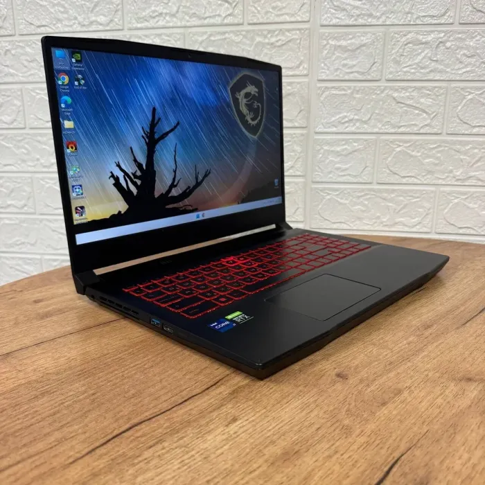 Ігровий ноутбук Б-клас MSI Katana GF66 11UE / 15.6" (1920x1080) IPS / Intel Core i7-11800H (8 (16) ядер по 2.3 - 4.6 GHz) / 16 GB DDR4 / 512 GB SSD / nVidia GeForce RTX 3060, 6 GB GDDR6, 192-bit / WebCam б/в - зображення 4