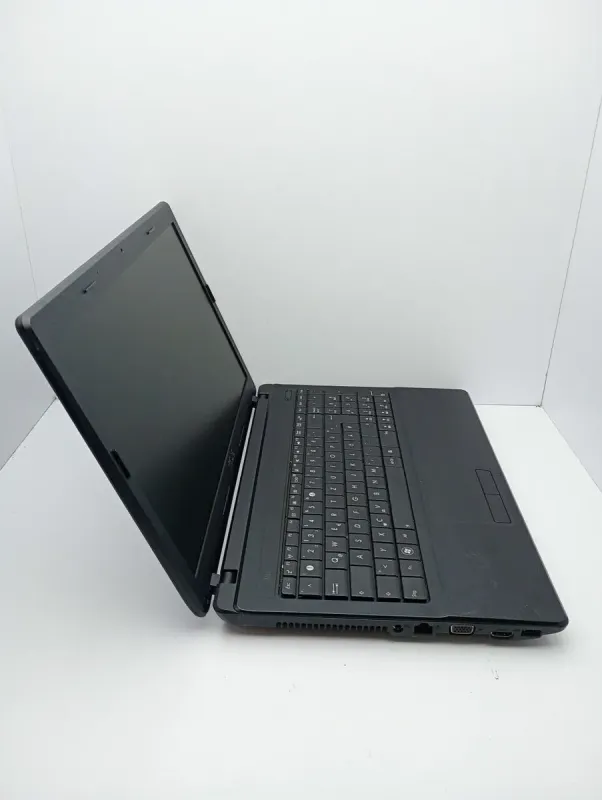 Ноутбук Asus k54 / 15.6" (1366x768) TN / Intel Core i5-2540M (2 (4) ядра по 2.6 - 3.3 GHz) / 6 GB DDR3 / 640 GB HDD / Intel HD Graphics 3000 / HDMI / WebCam б/в - зображення 5