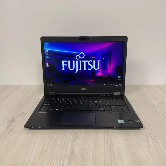 Ноутбук Fujitsu LifeBook U749 / 14" (1920x1080) IPS / Intel Core i5-8365U (4 (8) ядра по 1.6 - 4.1 GHz) / 8 GB DDR4 / 256 GB SSD NVMe / Intel UHD Graphics 620 / WebCam б/в - зображення 2