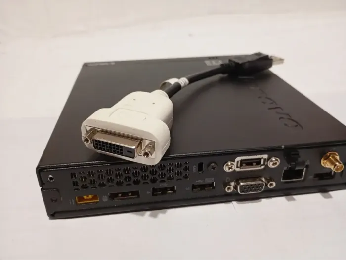 Неттоп Б-клас Lenovo ThinkCentre M73 Tiny USFF / Intel Core i5-4570T (2 (4) ядра по 2.9 - 3.6 GHz) / 8 GB DDR3 / 128 GB SSD / Intel HD Graphics 4600 б/в - зображення 6