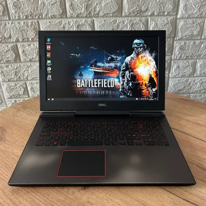 Ігровий ноутбук Б-клас Dell Inspiron 15 7577 / 15.6" (1920x1080) IPS / Intel Core i5-7300HQ (4 ядра по 2.5 - 3.5 GHz) / 8 GB DDR4 / 256 GB SSD / nVidia GeForce GTX 1060 Max-Q, 6 GB GDDR5, 192-bit / WebCam б/в - зображення 2