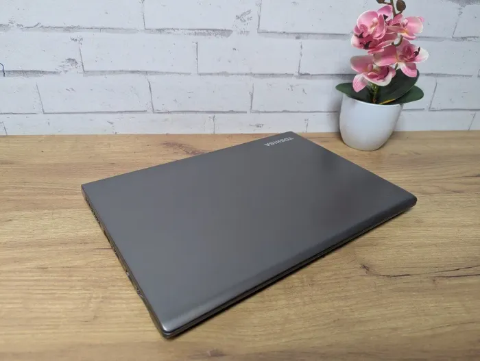 Ноутбук Toshiba Tecra Z40-A-187 / 14" (1366x768) TN / Intel Core i5-4310U (2 (4) ядра по 2.0 - 3.0 GHz) / 8 GB DDR3 / 128 GB SSD / Intel HD Graphics 4400 / WebCam б/в - зображення 9