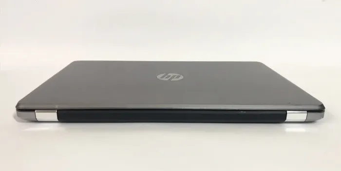 Ноутбук Б-клас HP 250 G6 / 15.6" (1920x1080) TN / Intel Core i5-7200U (2 (4) ядра по 2.5 - 3.1 GHz) / 8 GB DDR4 / 256 GB SSD / Intel HD Graphics 620 / WebCam / Win 10 Pro б/в - зображення 3