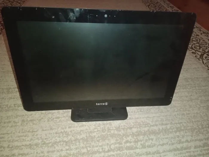 Моноблок Б-клас Terra All-in-One-PC (1009546) / 22" (1366x768) TN / Intel Core i5-6400 (4 ядра по 2.7 - 3.3 GHz) / 8 GB DDR3 / 500 GB HDD / Intel HD Graphics 530 / WebCam / DVD-RW б/в - зображення 2