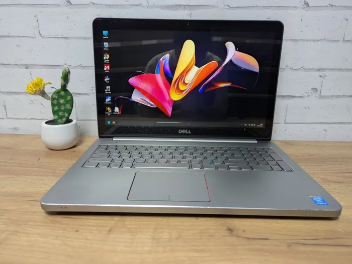 Ноутбук Б-клас Dell Inspiron 15 7537 / 15.6" (1920x1080) TN / Intel Core i7-4510U (2 (4) ядра по 2.0 - 3.1 GHz) / 8 GB DDR3 / 128 GB SSD / Intel HD Graphics 4400 / WebCam б/в - зображення 2