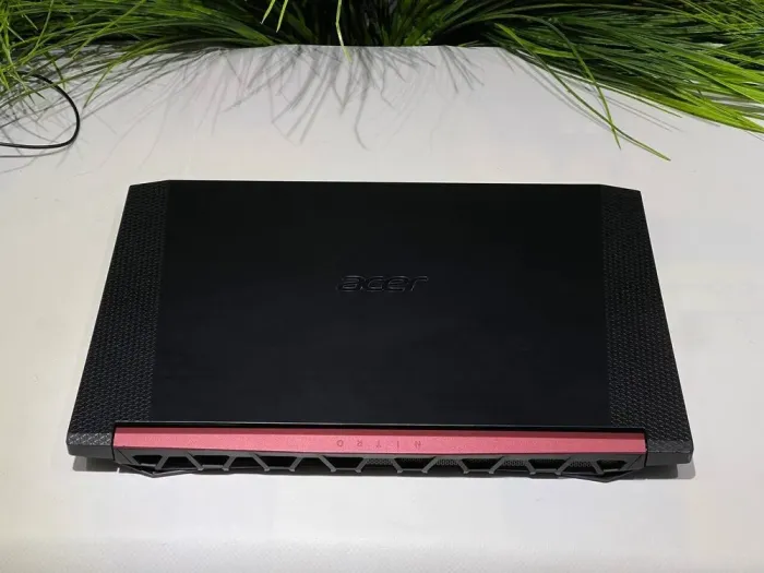 Ігровий ноутбук Acer Nitro 5 AN515-54 / 15.6" (1920x1080) IPS / Intel Core i5-9300H (4 (8) ядра по 2.4 - 4.1 GHz) / 8 GB DDR4 / 512 GB SSD / nVidia GeForce GTX 1650, 4 GB GDDR5, 128-bit / WebCam б/в - зображення 4