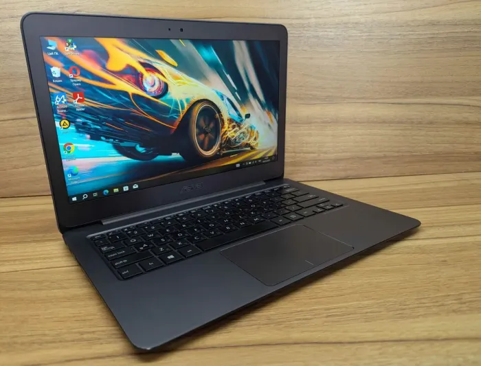 Ноутбук Asus UX305F / 13.3" (1920x1080) IPS / Intel M-5Y10 (2 (4) ядра по 0.8 - 2.0 GHz) / 8 GB DDR3 / 512 GB SSD / Intel HD Graphics 5300 / WebCam / Windows 10 б/в - зображення 4