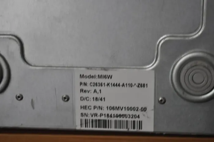 Комп'ютер Б-клас Fujitsu Esprimo P957 E90 Tower / Intel Core i5-6500 (4 ядра по 3.2 - 3.6 GHz) / 8 GB DDR4 / 120 GB SSD + 250 GB HDD / Intel HD Graphics 530 б/в - зображення 10