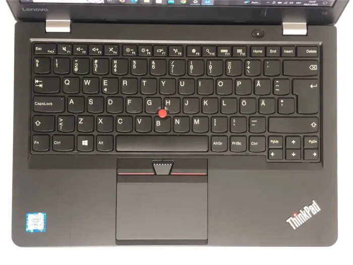 Ультрабук Lenovo ThinkPad 13 Gen2 / 13.3" (1920x1080) IPS / Intel Core i3-7100U (2 (4) ядра по 2.4 GHz) / 8 GB DDR4 / 128 GB SSD / Intel HD Graphics 620 / WebCam / Win 10 Pro б/в - зображення 8