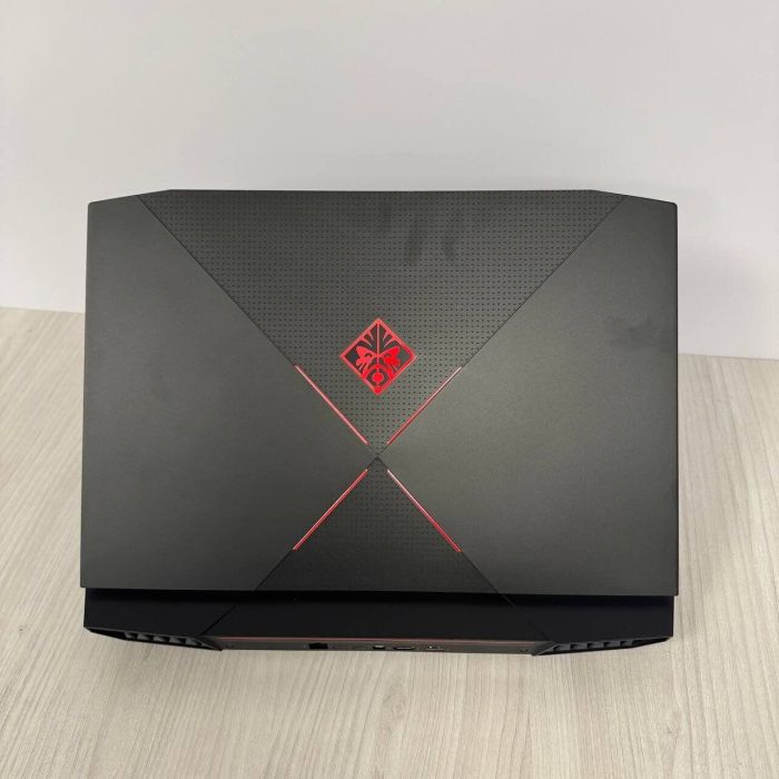 Ігровий ноутбук HP Omen X 17-ap010nr / 17.3" (1920x1080) IPS / Intel Core i7-7700HQ (4 (8) ядра по 2.8 - 3.8 GHz) / 16 GB DDR4 / 1000 GB SSD NVMe / nVidia GeForce GTX 1070, 8 GB GDDR5, 256-bit / WebCam б/в - зображення 3